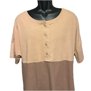 Dokotoo Waffel Knit Two Tone Henley Tunic Top Brown Tan Women's Size Medium NWT